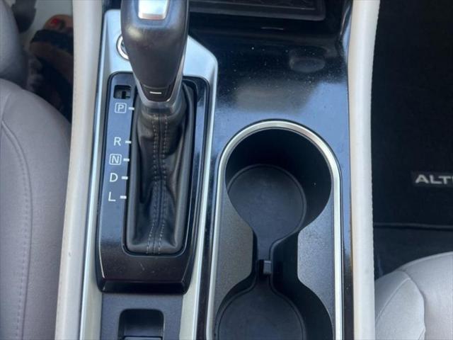 2023 Nissan Altima SV FWD
