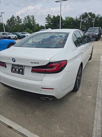2021 BMW 530i 530i