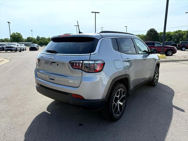 2024 Jeep Compass Latitude 4x4 2024 Jeep Compass Latitude 4x4
