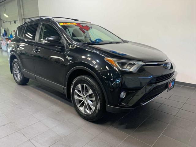 2017 Toyota RAV4 Hybrid XLE