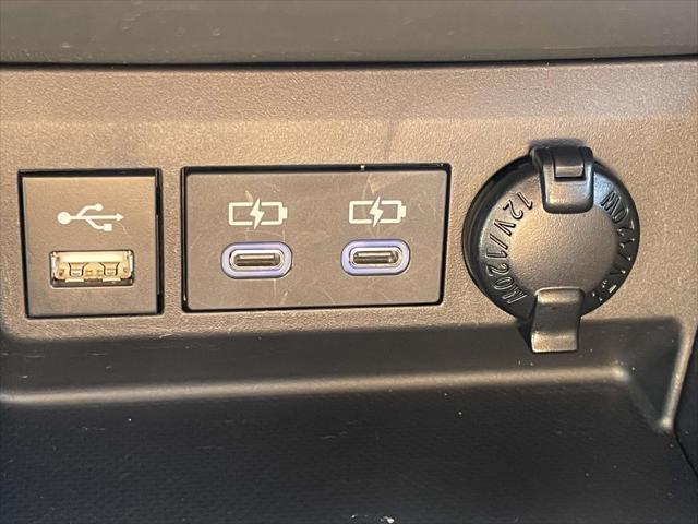 2022 Toyota Highlander L