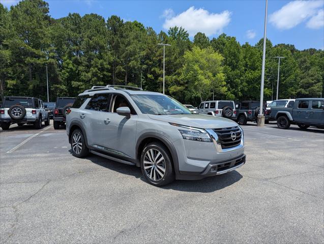 2022 Nissan Pathfinder Platinum 4WD