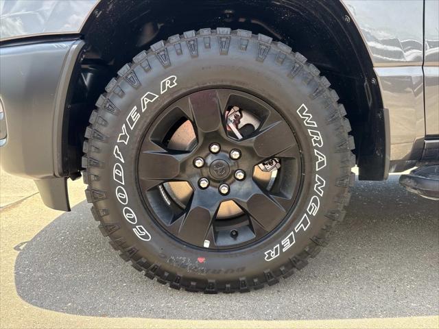 2025 RAM Ram 1500 RAM 1500 WARLOCK CREW CAB 4X4 57 BOX