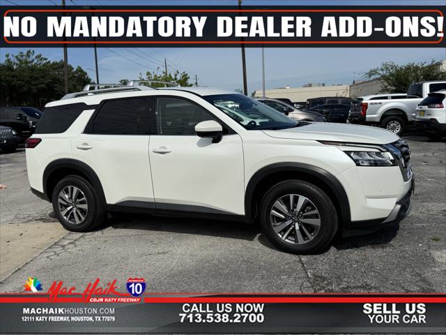 2023 Nissan Pathfinder SL 4WD