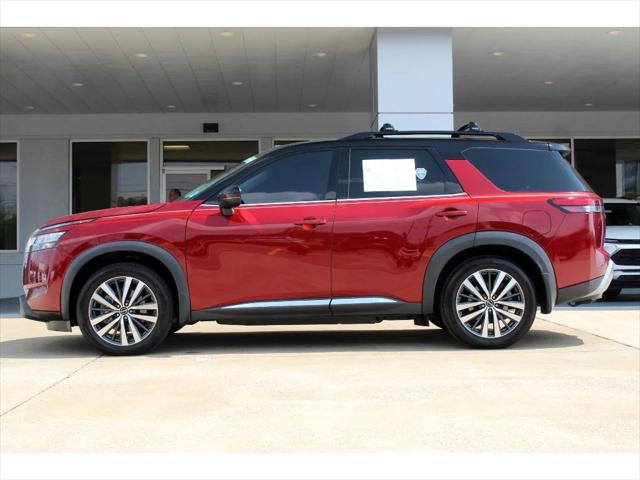 2022 Nissan Pathfinder Platinum 2WD