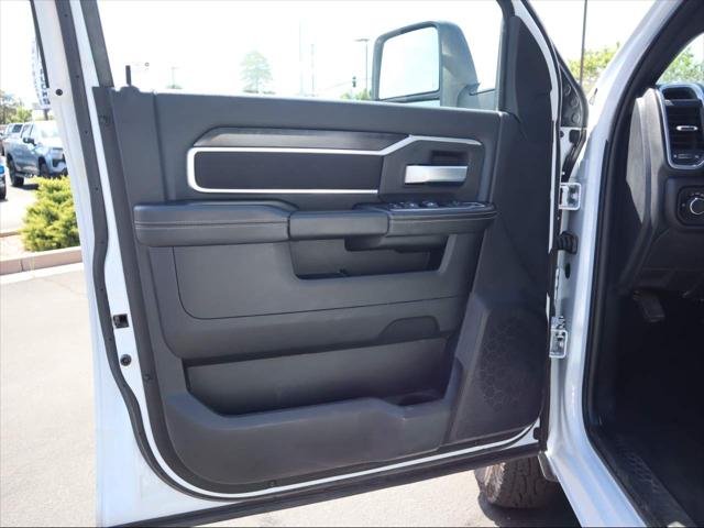 2024 Ram 3500 Tradesman/SLT/Laramie/Limited