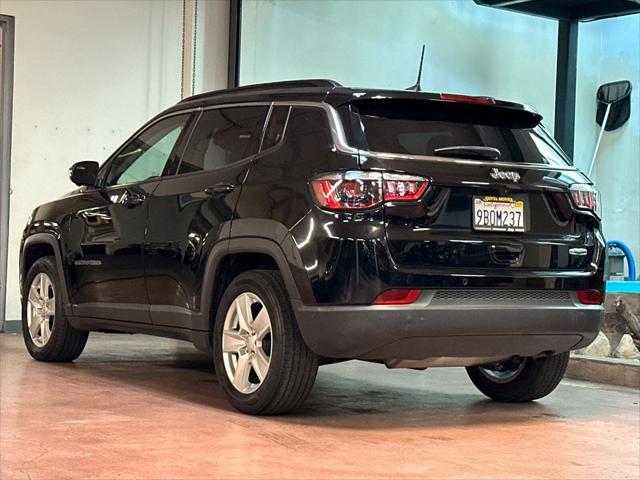 2022 Jeep Compass Latitude FWD