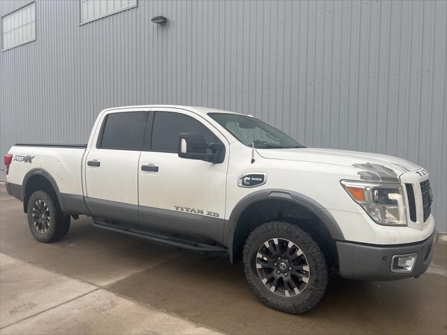 2017 Nissan TITAN XD PRO-4X Diesel