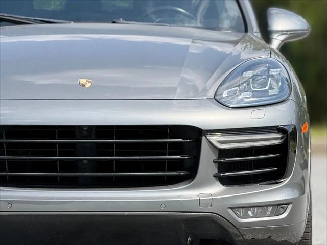 2016 Porsche Cayenne Turbo