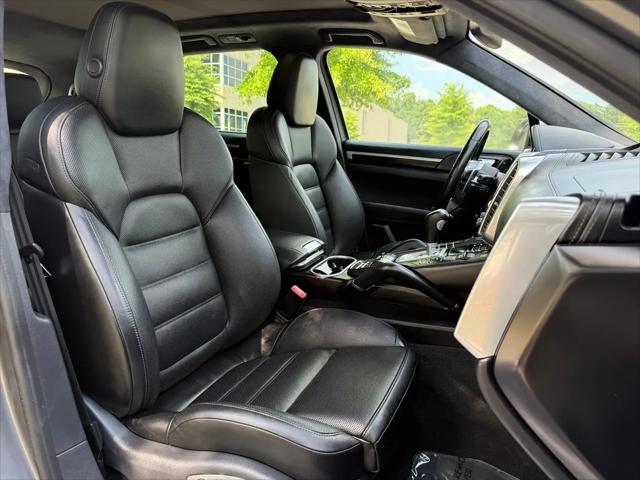2016 Porsche Cayenne Turbo