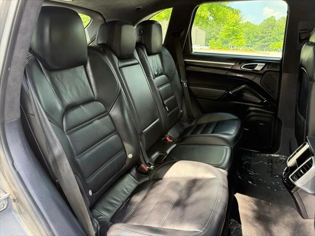 2016 Porsche Cayenne Turbo