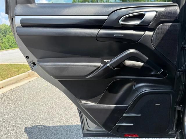 2016 Porsche Cayenne Turbo