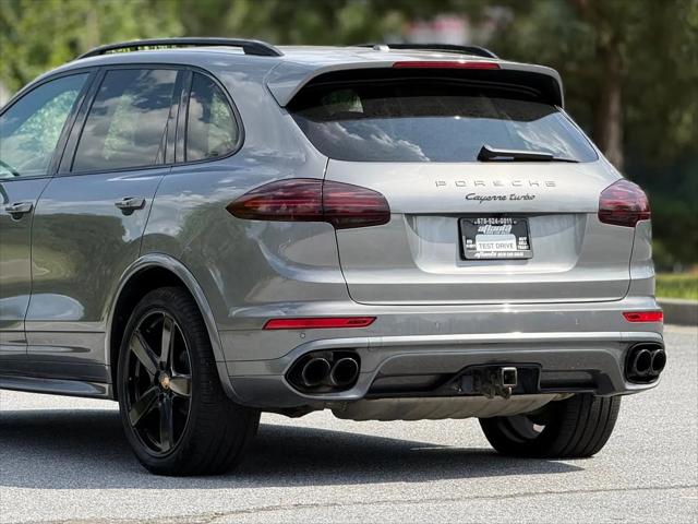2016 Porsche Cayenne Turbo