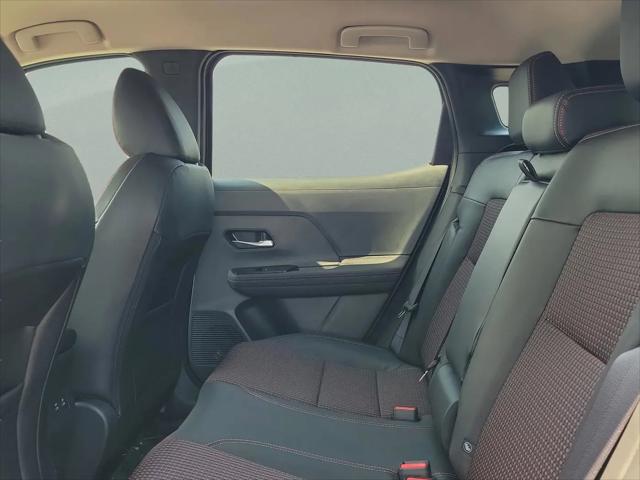 2025 Nissan Kicks SR FWD