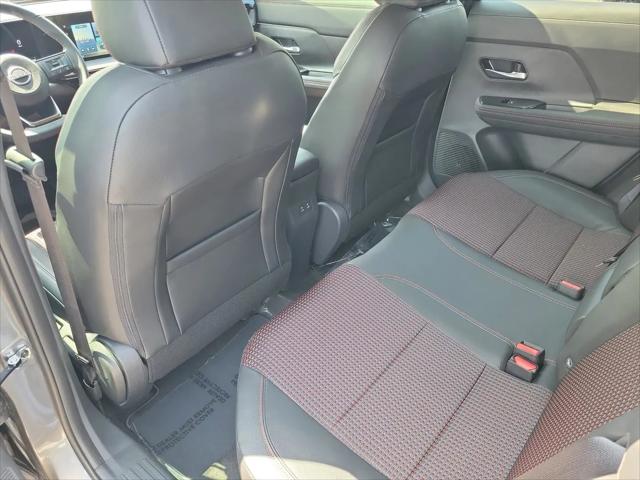 2025 Nissan Kicks SR FWD