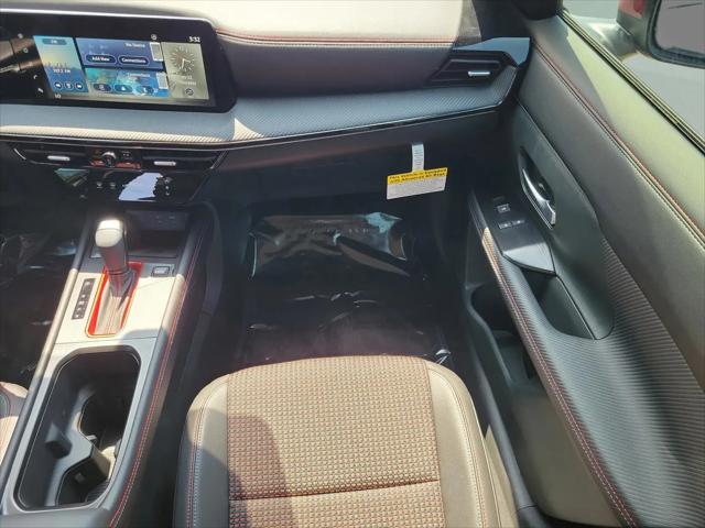 2025 Nissan Kicks SR FWD