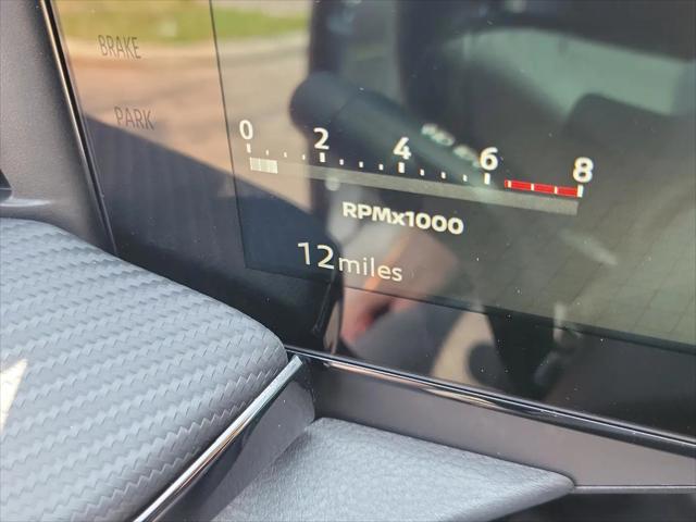 2025 Nissan Kicks SR FWD