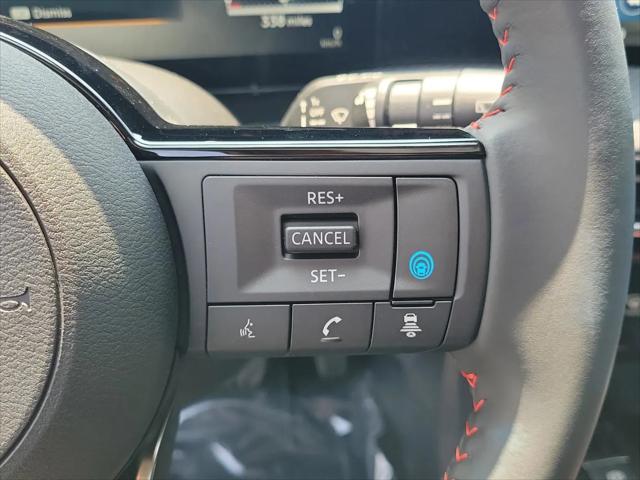 2025 Nissan Kicks SR FWD