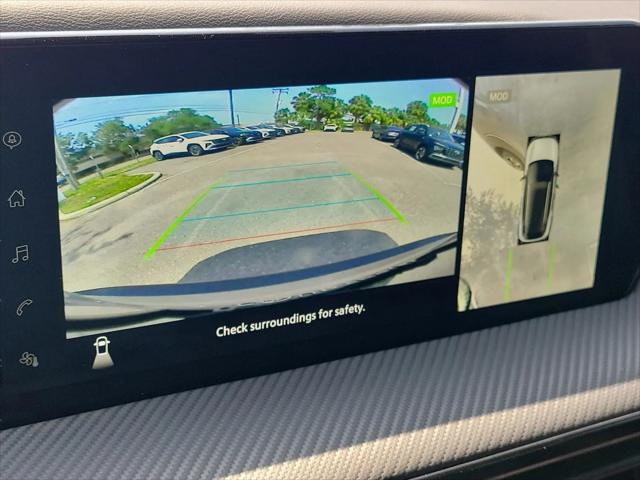 2025 Nissan Kicks SR FWD