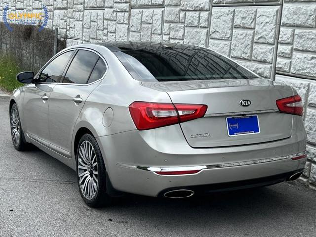 2015 Kia Cadenza Premium