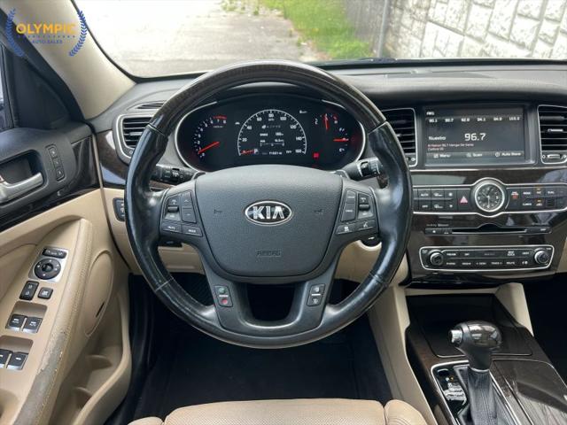 2015 Kia Cadenza Premium