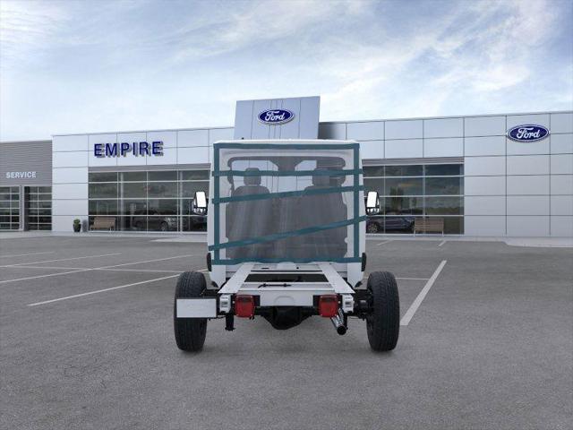 2025 Ford Transit Base