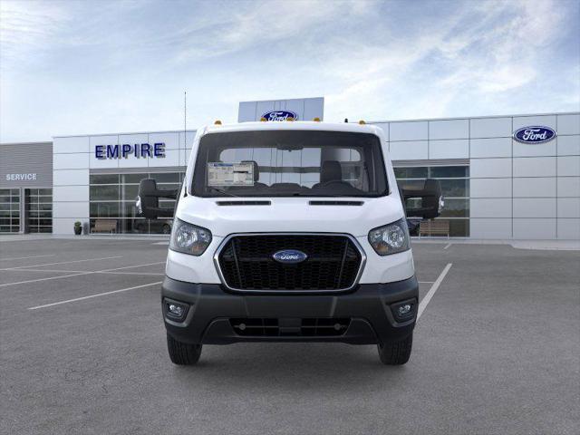 2025 Ford Transit Base