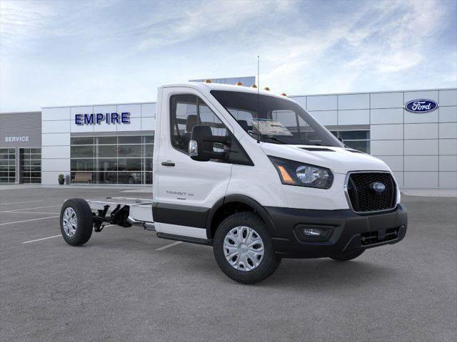 2025 Ford Transit Base
