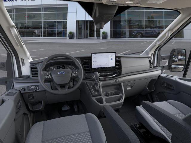 2025 Ford Transit Base