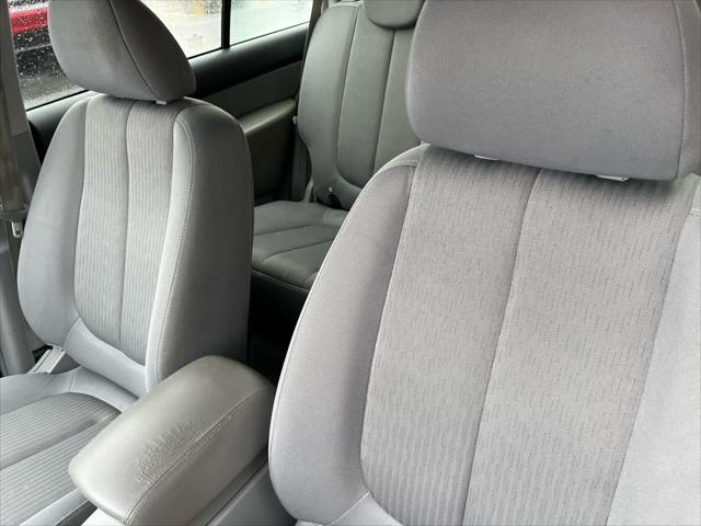 Used 2007 Kia Rondo For Sale in Wilmington, OH