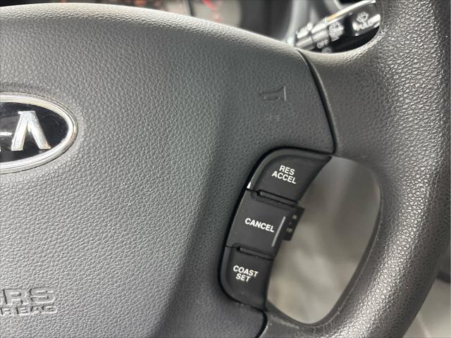 Used 2007 Kia Rondo For Sale in Wilmington, OH