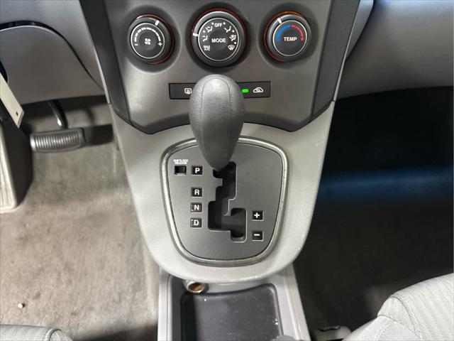 Used 2007 Kia Rondo For Sale in Wilmington, OH