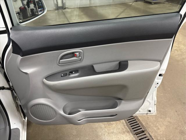 Used 2007 Kia Rondo For Sale in Wilmington, OH