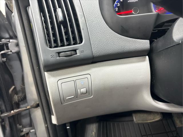 Used 2010 Hyundai Elantra For Sale in Wilmington, OH