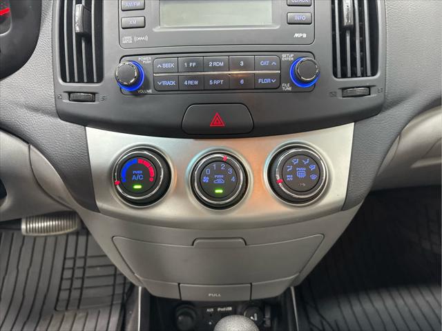 Used 2010 Hyundai Elantra For Sale in Wilmington, OH