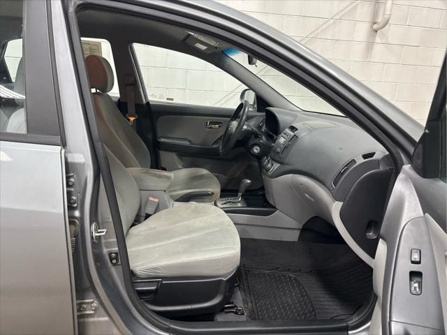Used 2010 Hyundai Elantra For Sale in Wilmington, OH