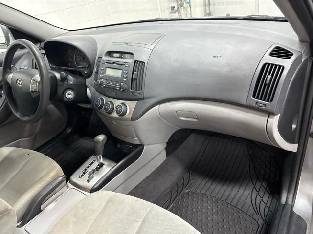 Used 2010 Hyundai Elantra For Sale in Wilmington, OH