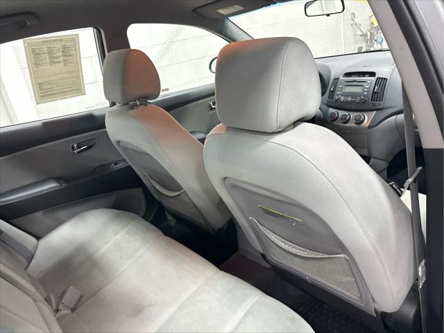 Used 2010 Hyundai Elantra For Sale in Wilmington, OH