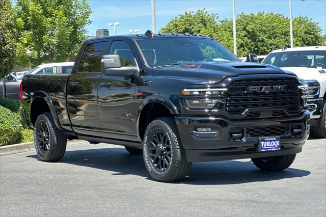 2025 RAM Ram 2500 RAM 2500 LIMITED CREW CAB 4X4 64 BOX
