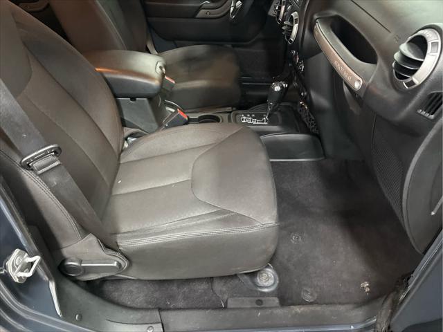 Used 2017 Jeep Wrangler Unlimited For Sale in Wilmington, OH