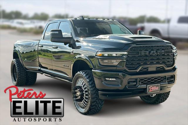 2025 RAM Ram 3500 RAM 3500 LIMITED CREW CAB 4X4 8 BOX