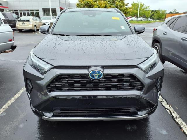 2024 Toyota RAV4 Hybrid SE
