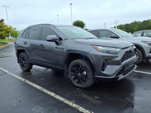 2024 Toyota RAV4 Hybrid SE