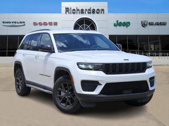 2024 Jeep Grand Cherokee Altitude 4x2
