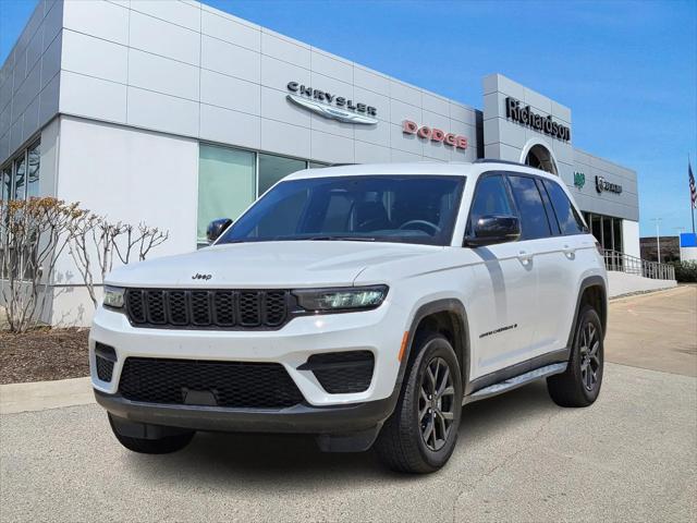 2024 Jeep Grand Cherokee Altitude 4x2