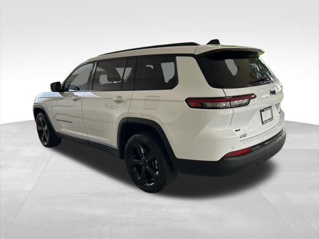 2023 Jeep Grand Cherokee L Limited 4x2