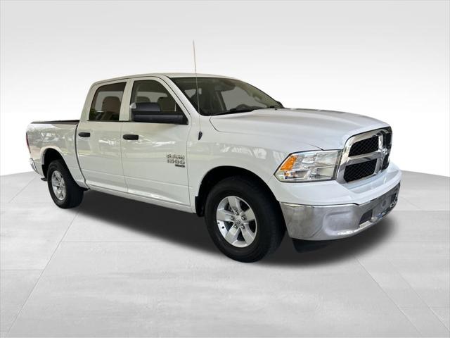 2023 RAM 1500 Classic SLT Crew Cab 4x2 57 Box