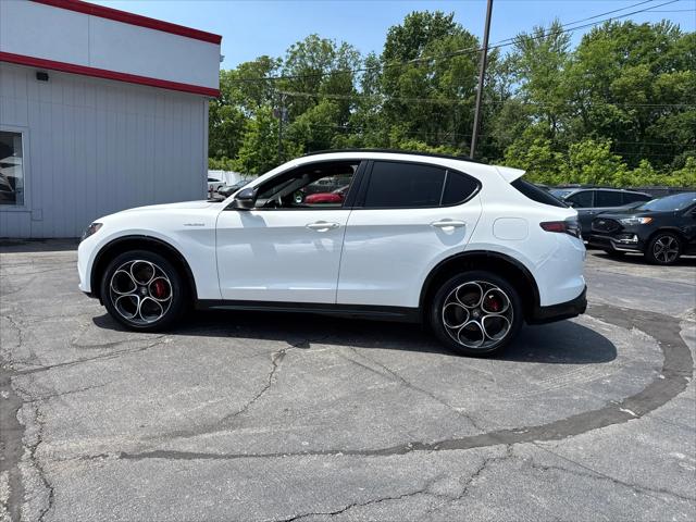 2024 Alfa Romeo Stelvio Veloce AWD 2024 Alfa Romeo Stelvio Veloce AWD