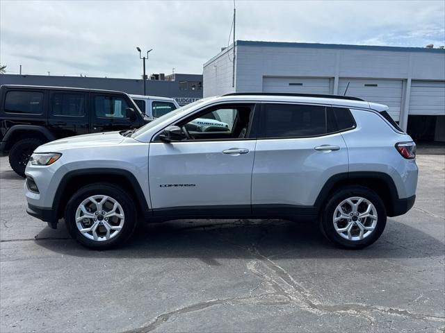 2025 Jeep Compass Latitude 4x4 2025 Jeep Compass Latitude 4x4