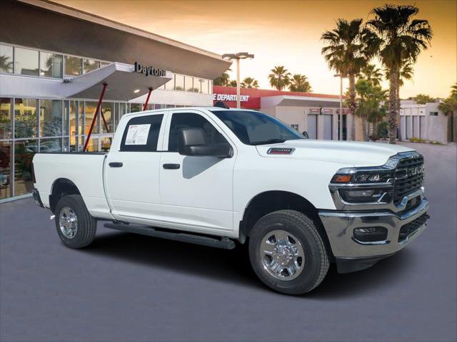2025 RAM 2500 Tradesman Crew Cab 4x4 64 Box